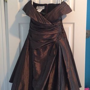 Mother’s of the Bride satin gown